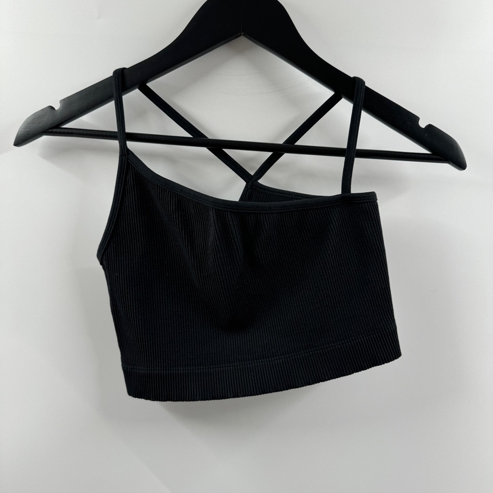 Gilly Hicks Black Ribbed Seamless Asymmetrical Cropped Top Size Medium